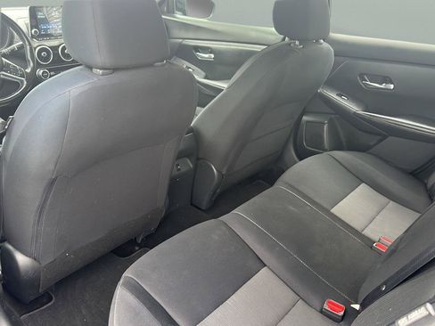 Used 2021 Nissan Sentra SV FWD image 9