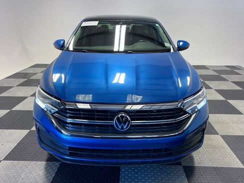Certified 2024 Volkswagen Jetta SE FWD image 2