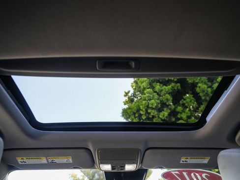 Used 2017 Honda CR-V EX-L image 16