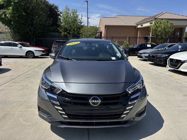Used 2024 Nissan Versa SV w/ Trunk Package FWD image 2