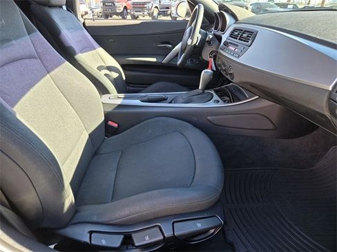 Used 2008 BMW Z4 3.0i image 18