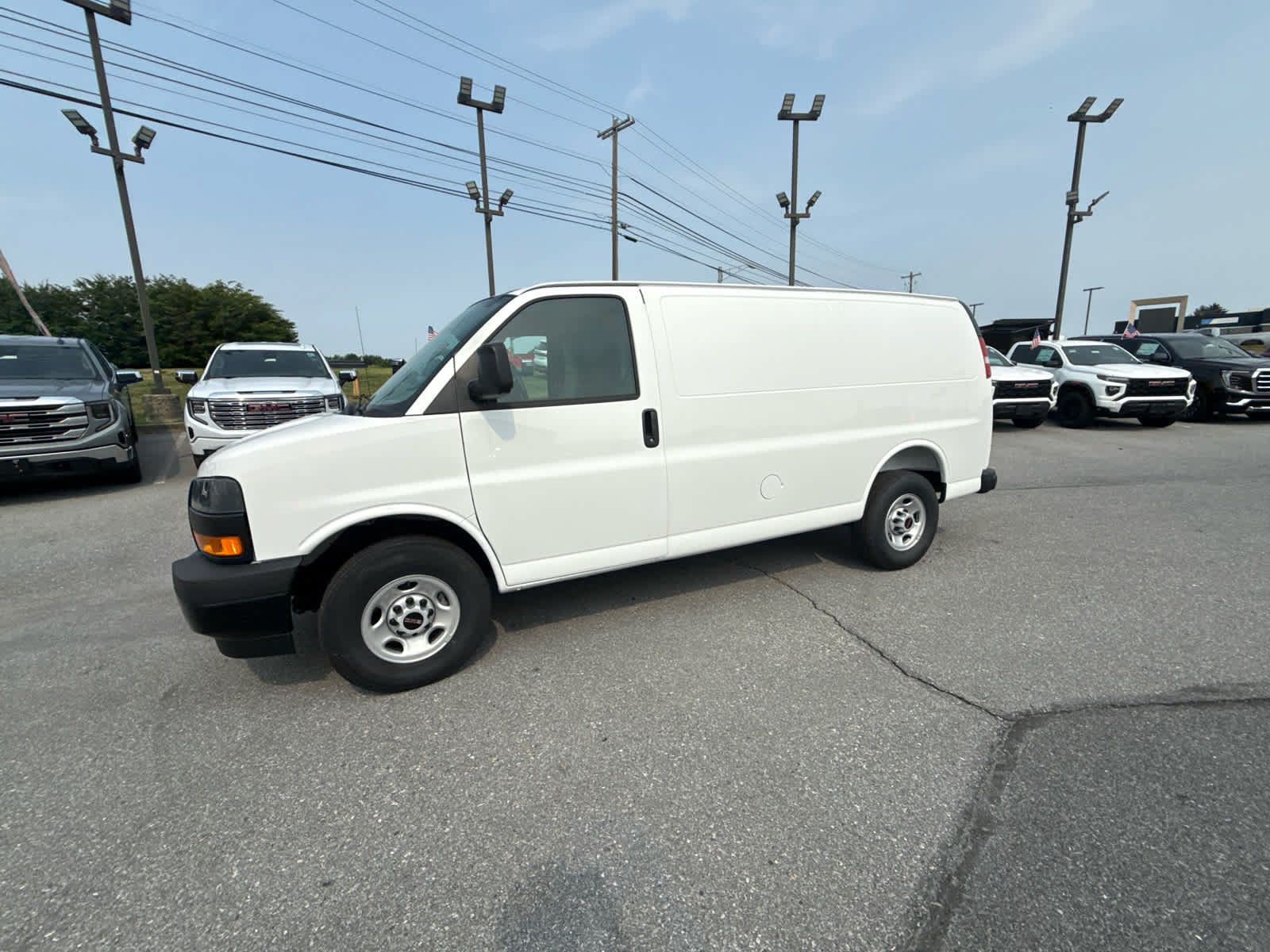 New 2026 GMC Savana 2500 w/ Driver Convenience Package RWD image 4