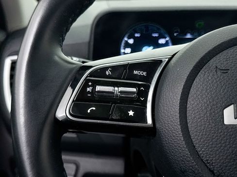 Certified 2024 Kia Seltos EX image 31