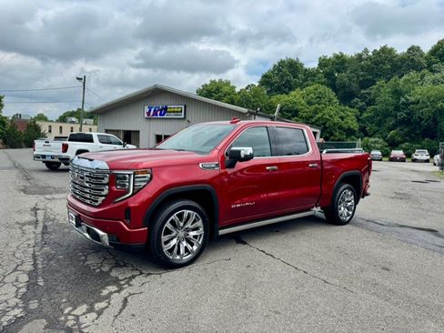 Used 2024 GMC Sierra 1500 Denali w/ Denali Reserve Package AWD/4WD image 2