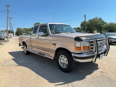 Used 1997 Ford F250 2WD SuperCab Heavy Duty image 4
