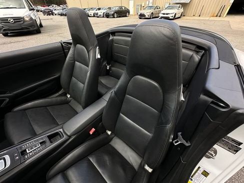 Used 2014 Porsche 911 Carrera 4 image 38