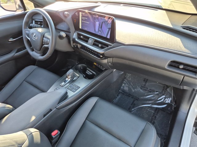 Used 2025 Lexus UX 300h FWD w/ Accessory Package (Z2) image 34