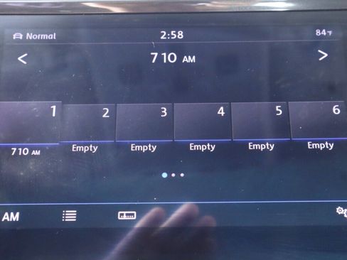 Used 2019 Volkswagen Tiguan SEL w/ 3rd Row Seat Package AWD/4WD image 16