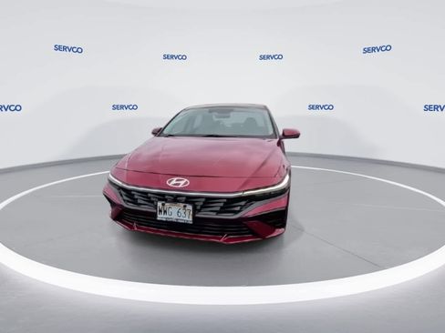 Used 2024 Hyundai Elantra Limited image 3