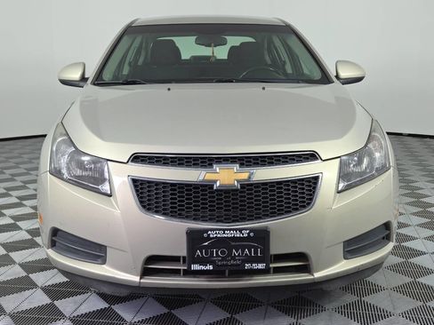 Used 2012 Chevrolet Cruze LT FWD image 2