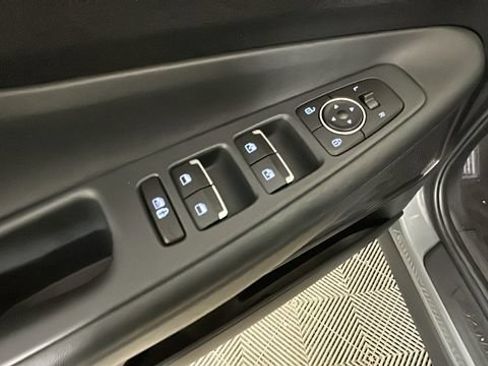 Used 2023 Hyundai Santa Fe SEL AWD/4WD image 10