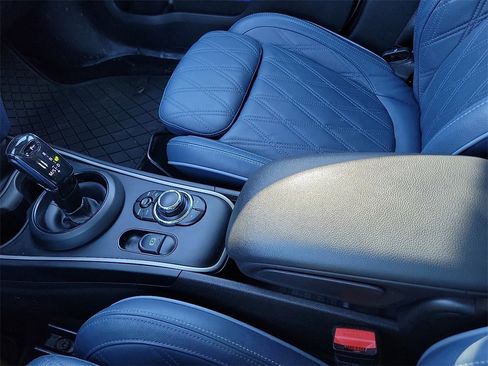 Used 2022 MINI Cooper Countryman S w/ Signature Upholstery Package image 25