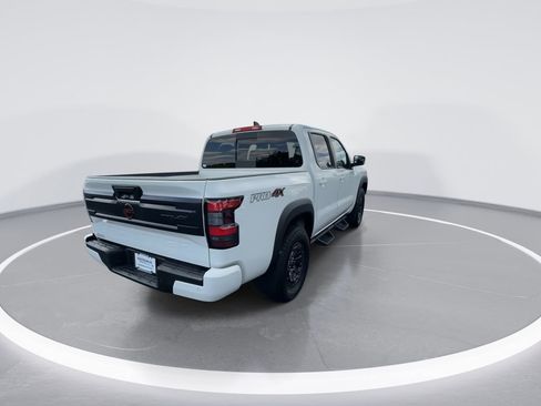 Used 2025 Nissan Frontier PRO-4X AWD/4WD image 8