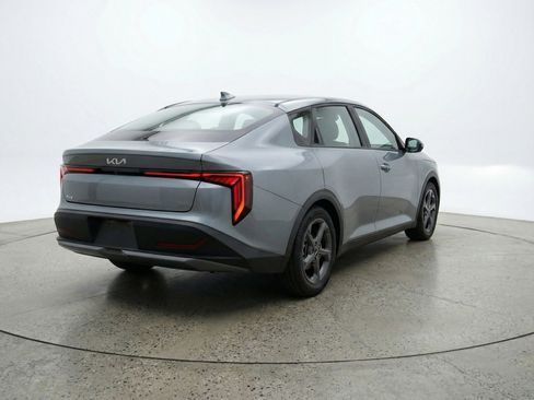 Used 2025 Kia K4 FWD image 9