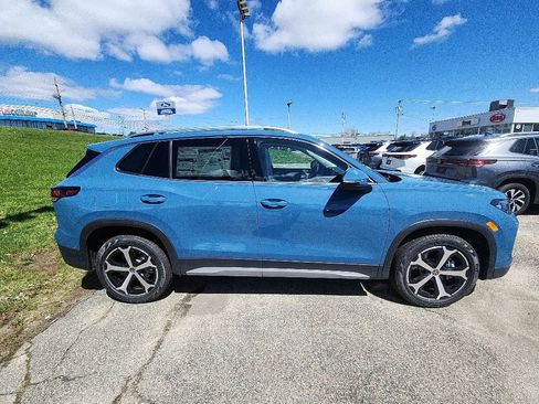 New 2026 Volkswagen Tiguan SE AWD/4WD image 8