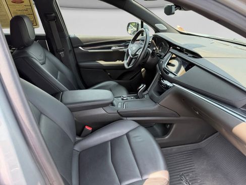 Used 2023 Cadillac XT5 Premium Luxury w/ LPO, Floor Liner Package FWD image 16