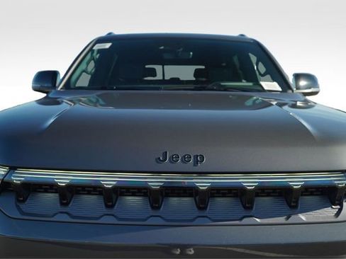 New 2026 Jeep Grand Wagoneer Limited image 36