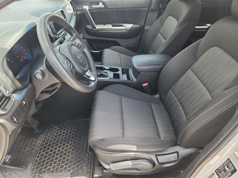 Used 2019 Kia Sportage LX FWD image 17
