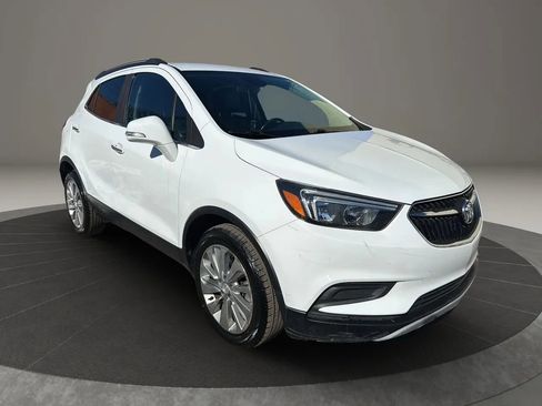 Used 2018 Buick Encore Preferred image 3