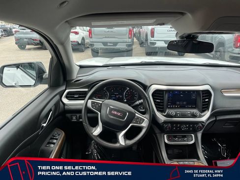 Used 2023 GMC Acadia SLE w/ Driver Convenience Package FWD image 13