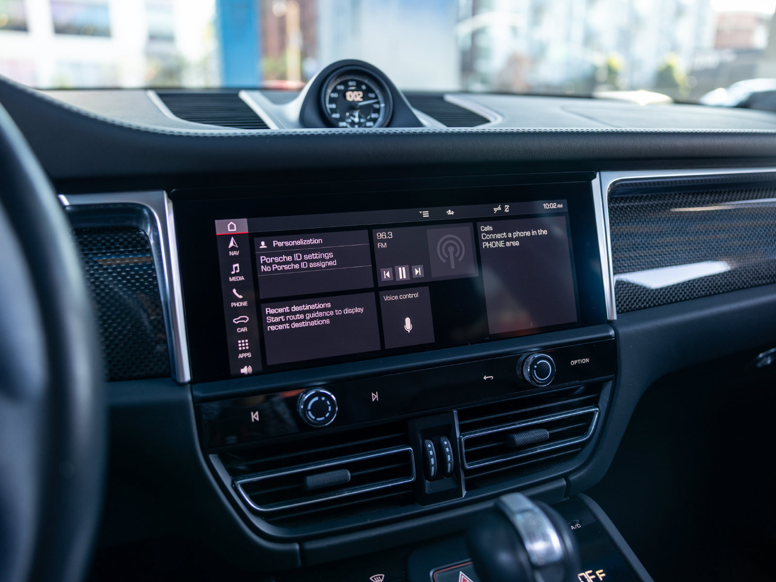 Certified 2023 Porsche Macan S AWD/4WD image 29