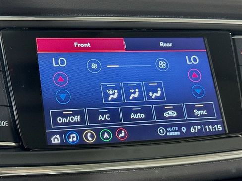 Used 2022 Buick Enclave Avenir w/ Avenir Technology Package image 14