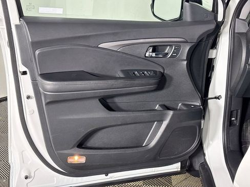Certified 2023 Honda Ridgeline RTL-E image 11