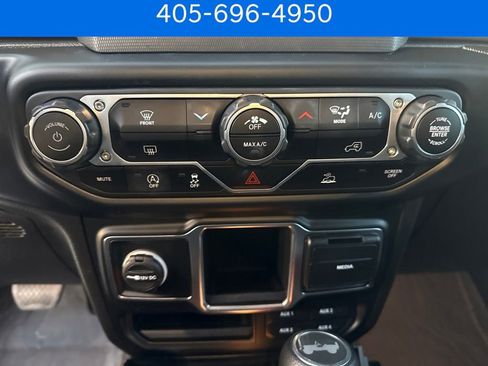 Used 2022 Jeep Wrangler Unlimited Sport image 22