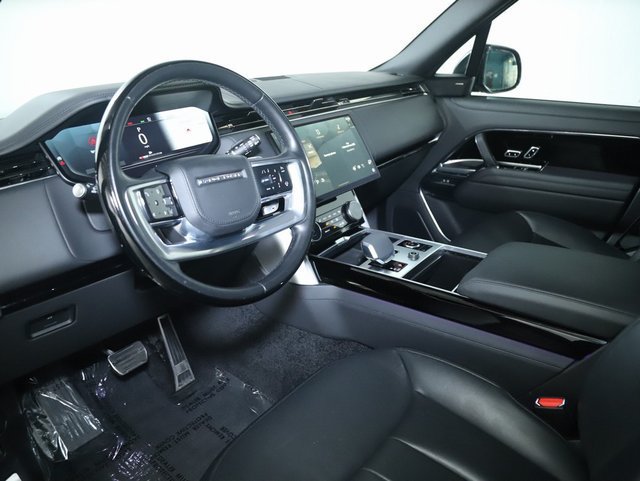Certified 2023 Land Rover Range Rover SE AWD/4WD image 16