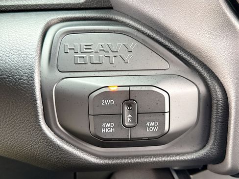 Used 2026 RAM 2500 Big Horn AWD/4WD image 10