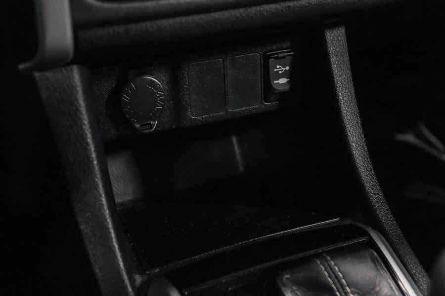 Certified 2019 Toyota Corolla LE FWD image 25