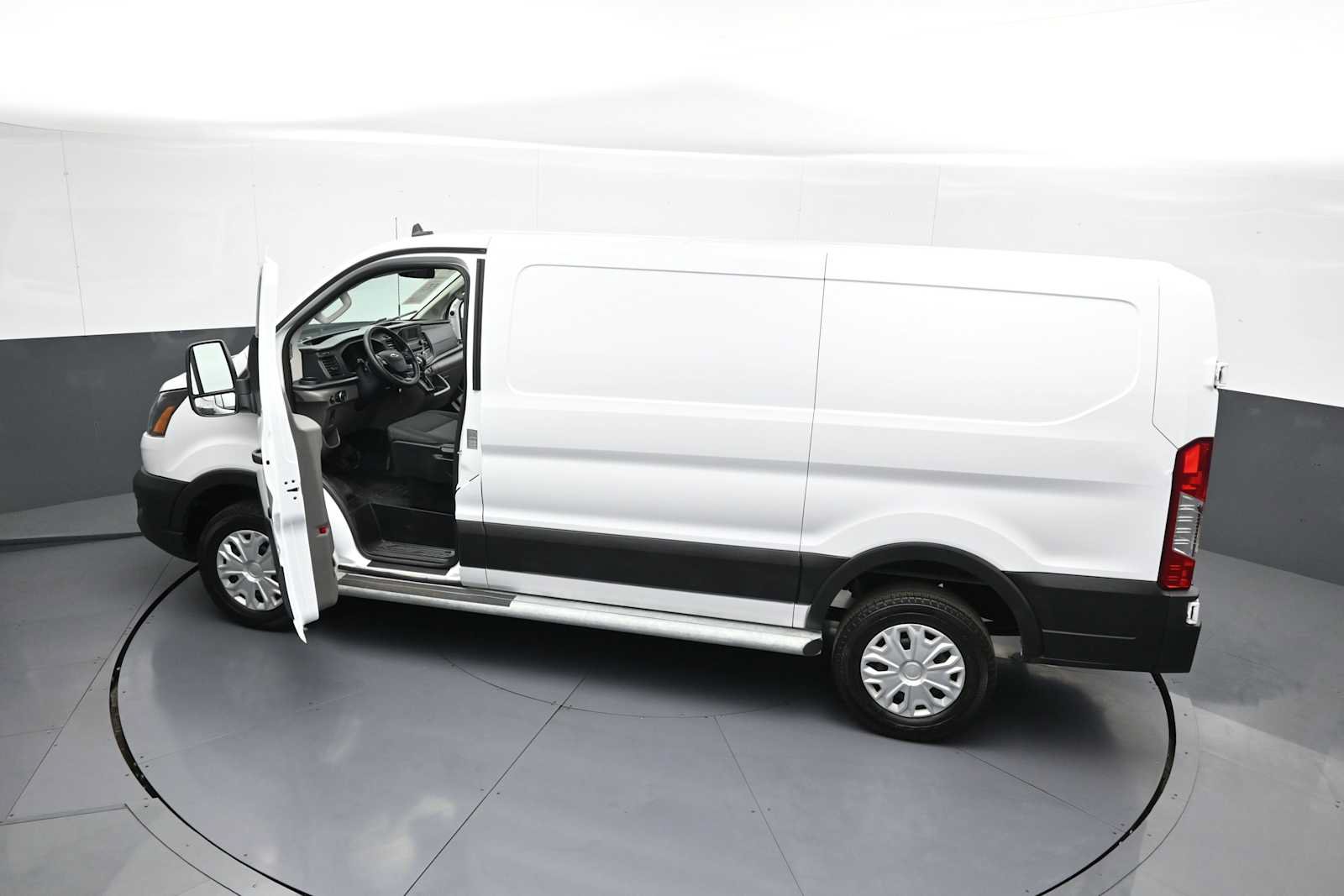 Used 2025 Ford Transit 250 Low Roof w/ Exterior Upgrade Package RWD image 48