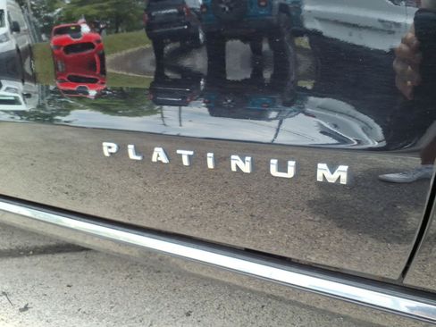 Certified 2023 Ford Expedition Platinum AWD/4WD image 9