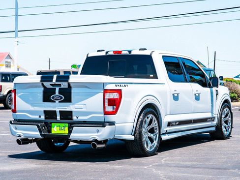 Used 2021 Ford F150 Lariat w/ Equipment Group 502A High AWD/4WD image 4