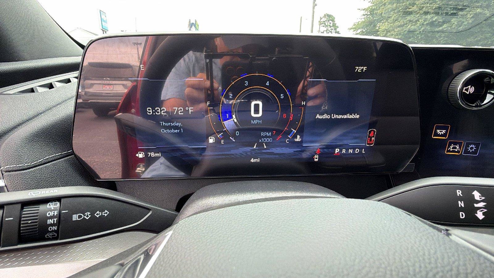 New 2027 Chevrolet Traverse LT FWD image 25