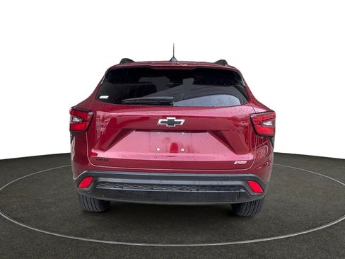 Used 2025 Chevrolet Trax RS w/ Driver Confidence Package image 5