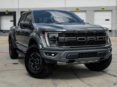 Used 2021 Ford F150 Raptor w/ Equipment Group 801A High AWD/4WD image 24