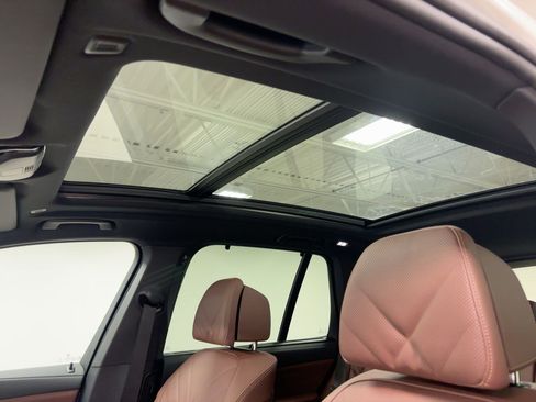 New 2026 BMW X5 sDrive40i w/ M Sport Package image 14