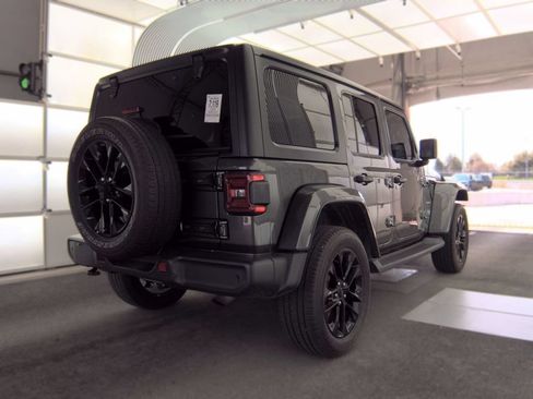 Used 2021 Jeep Wrangler Unlimited Sahara w/ Cold Weather Group AWD/4WD image 2