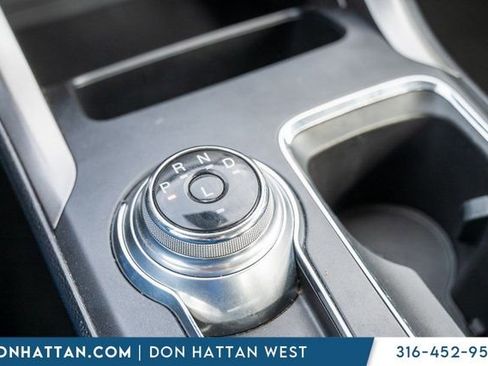 Used 2020 Ford Fusion SE w/ Fleet SE Value Package image 13