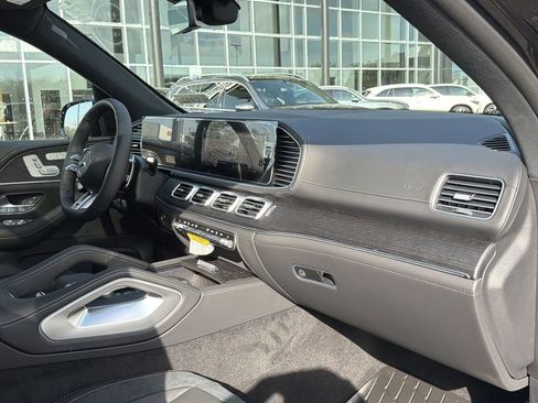 New 2026 Mercedes-Benz GLE 63 AMG S image 19