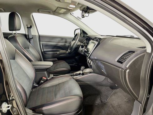 Used 2024 Mitsubishi Outlander Sport AWD image 26