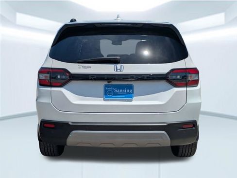Used 2025 Honda Pilot EX-L image 5