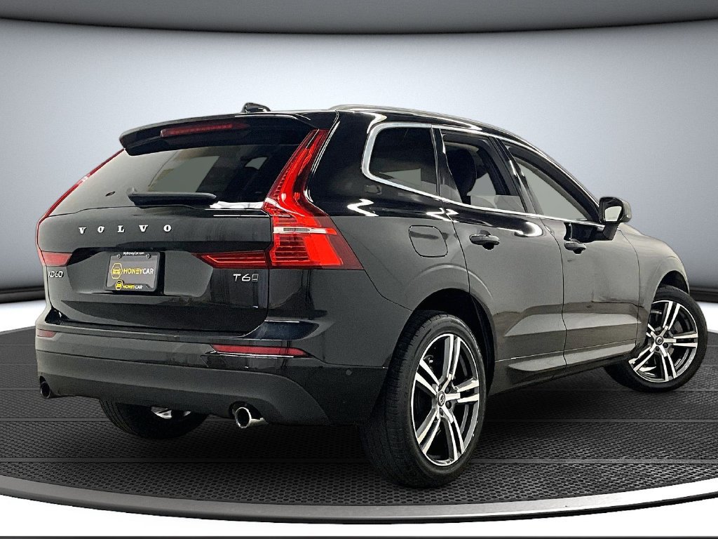 Used 2019 Volvo XC60 T6 Momentum w/ Multimedia Package AWD/4WD image 6