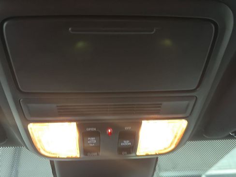 Used 2025 Honda Odyssey Sport-L image 19