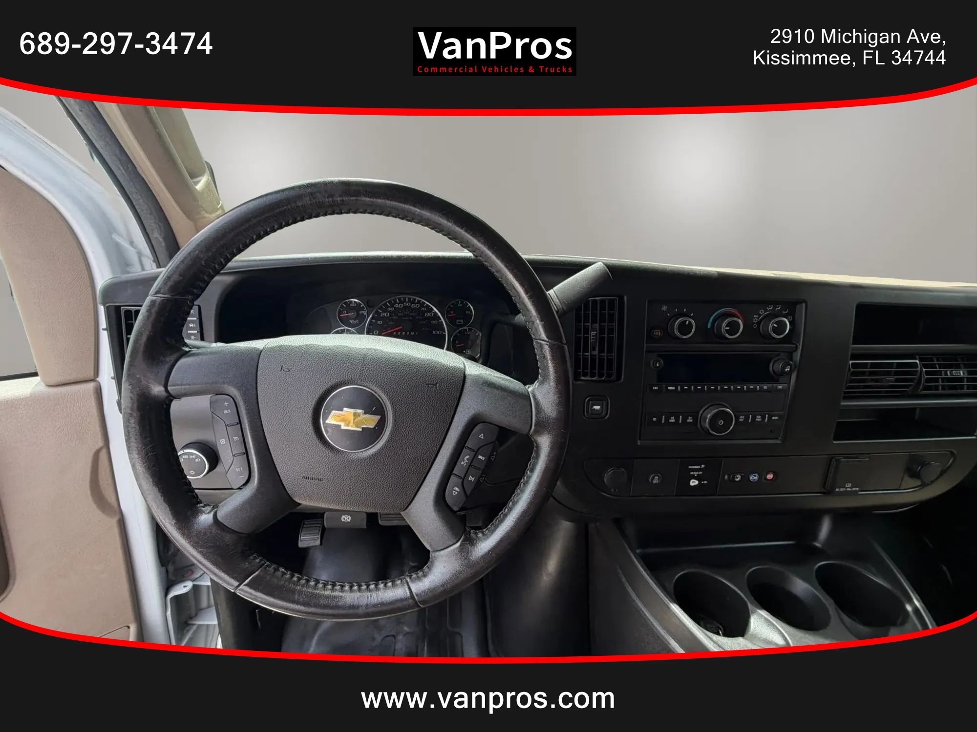 Used 2022 Chevrolet Express 2500 w/ Driver Convenience Package RWD image 10