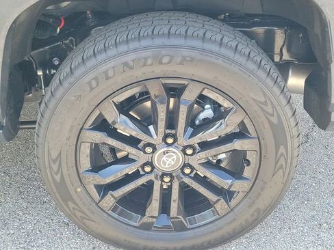 Used 2026 Toyota 4Runner 4WD image 9