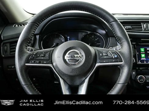 Used 2020 Nissan Rogue SL w/ Premium Package FWD image 9