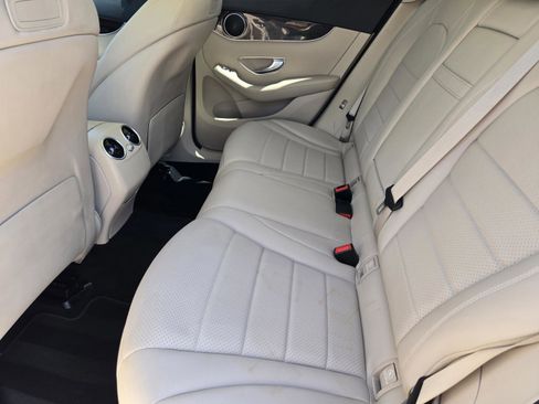 Used 2018 Mercedes-Benz GLC 300 image 24