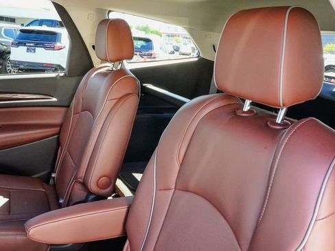 Used 2020 Buick Enclave Avenir w/ Avenir Technology Package image 14